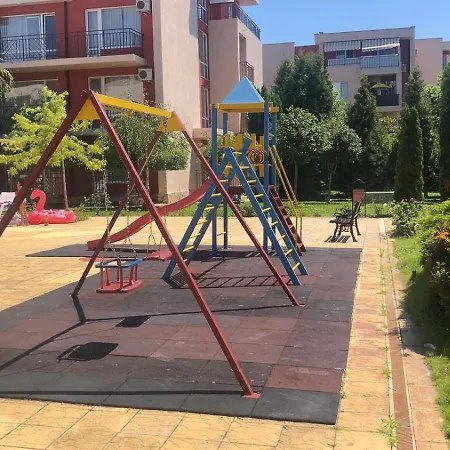 Апартамент Holidayfort Sunny